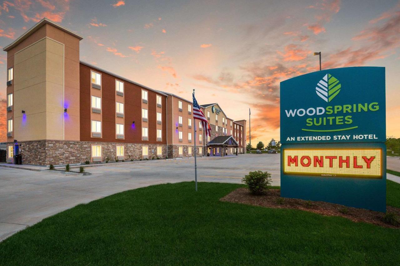 Woodspring Suites Davenport Quad Cities المظهر الخارجي الصورة