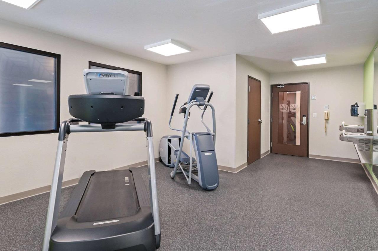 Woodspring Suites Davenport Quad Cities المظهر الخارجي الصورة